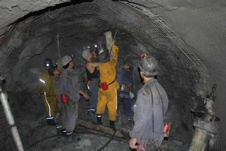内江工程爆破中的危险因素分析以及应对工程爆破危险的措施